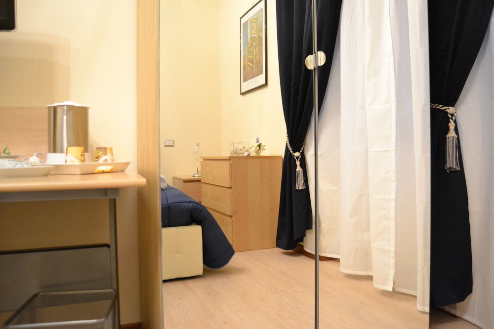 Zara 74 Bed & Breakfast